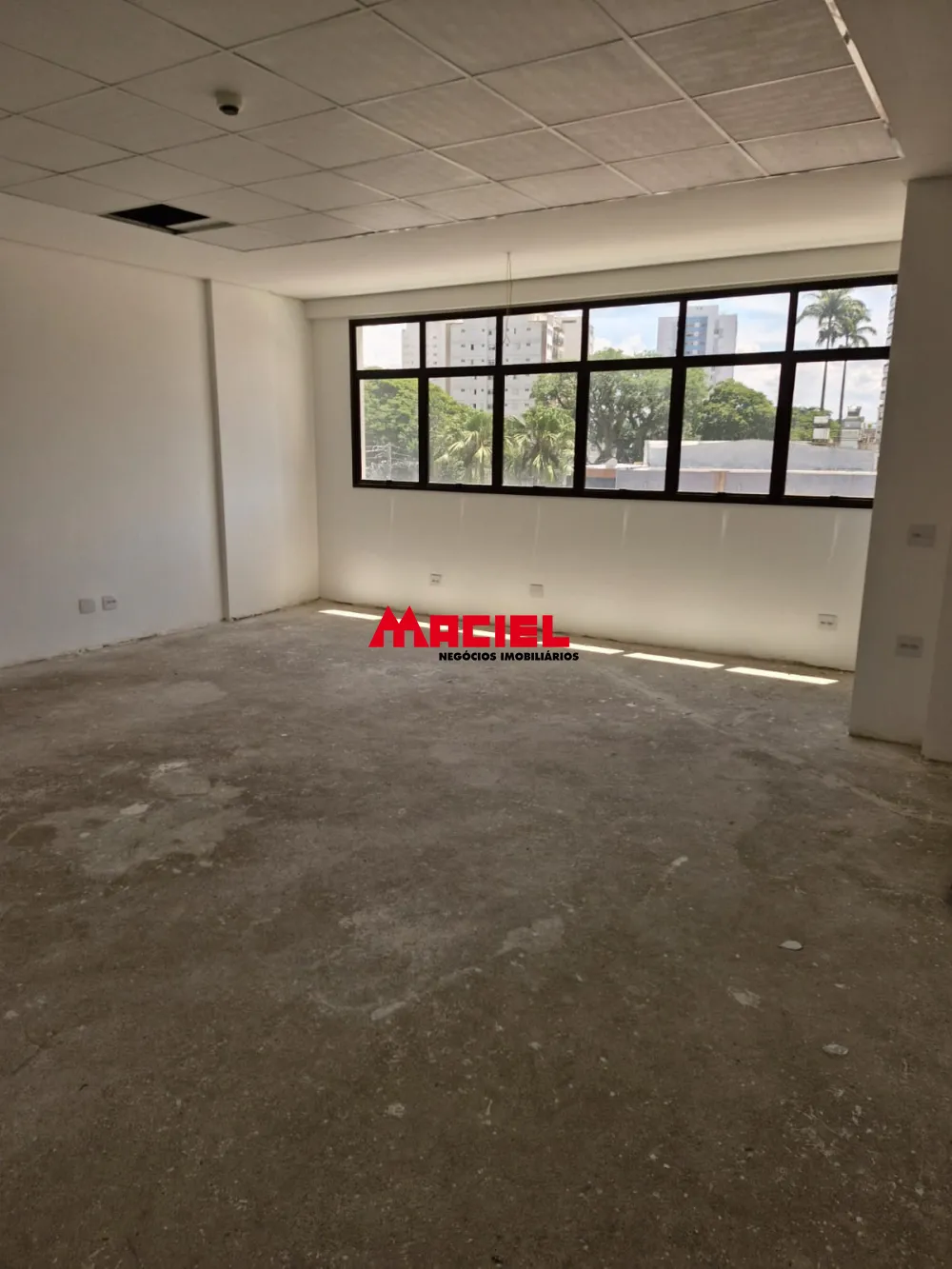 Alugar Comercial / Sala em S&atilde;o Jos&eacute; dos Campos R$ 3.100,00 - Foto 6