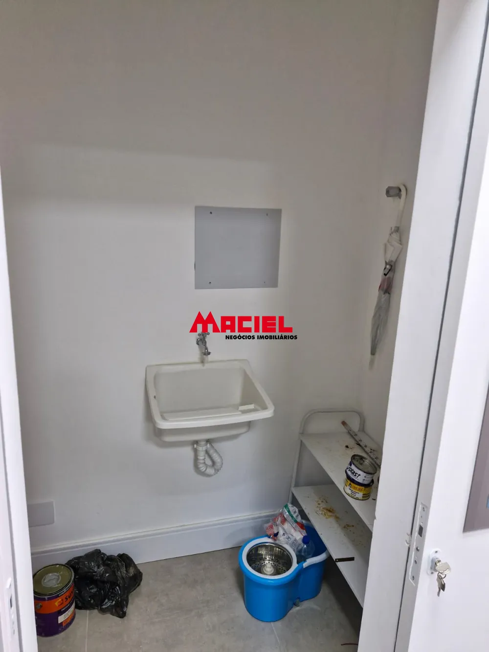 Alugar Comercial / Sala em S&atilde;o Jos&eacute; dos Campos R$ 3.500,00 - Foto 11