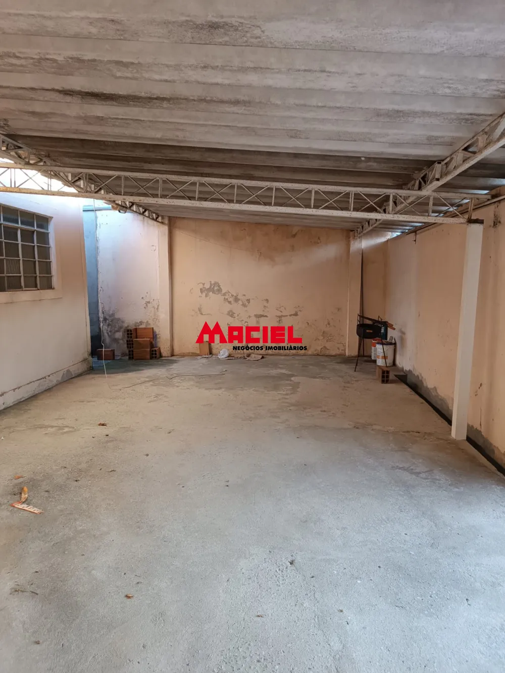 Alugar Casa / Padr&atilde;o em S&atilde;o Jos&eacute; dos Campos R$ 1.600,00 - Foto 1