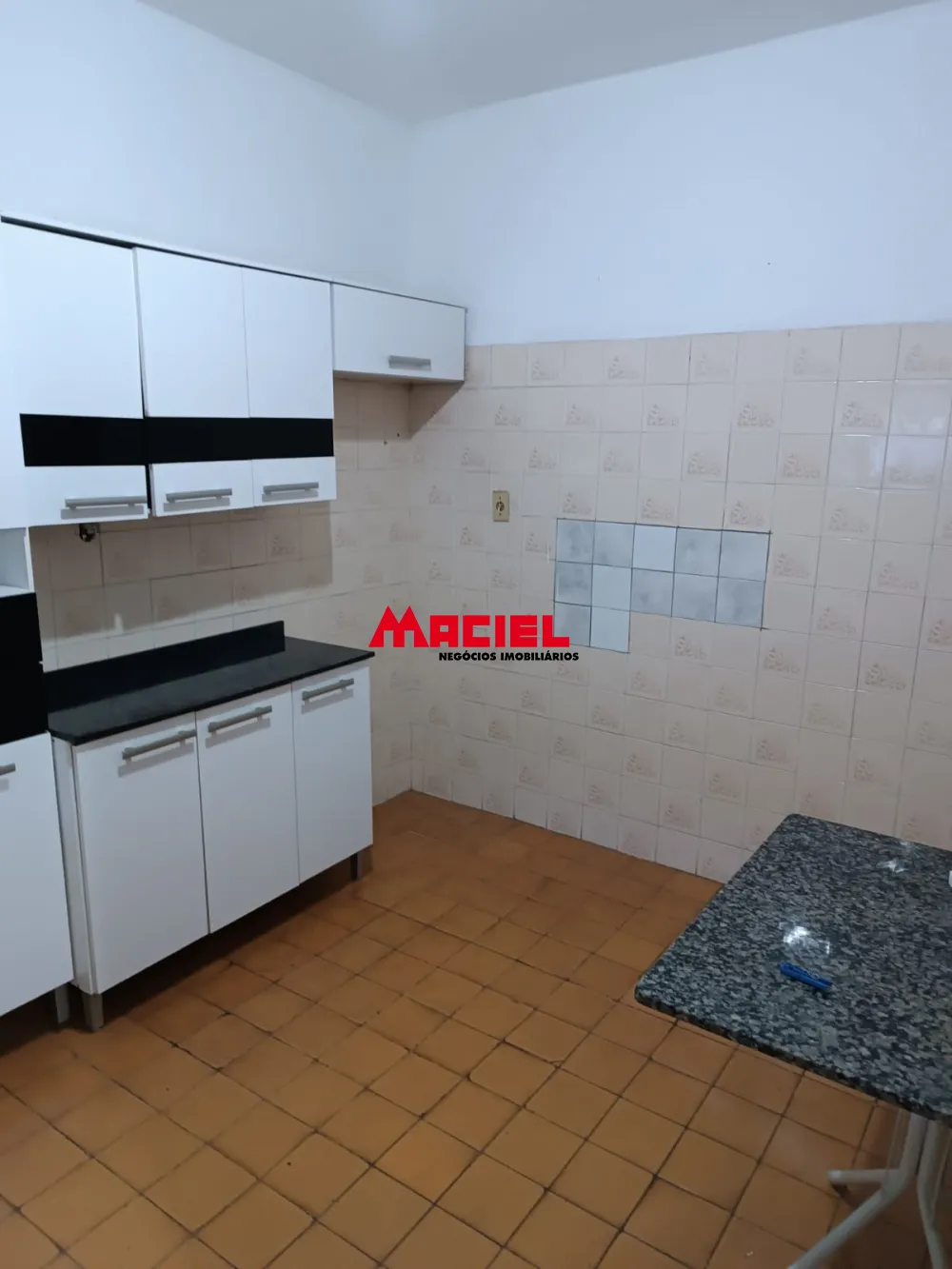 Alugar Casa / Padr&atilde;o em S&atilde;o Jos&eacute; dos Campos R$ 1.600,00 - Foto 7