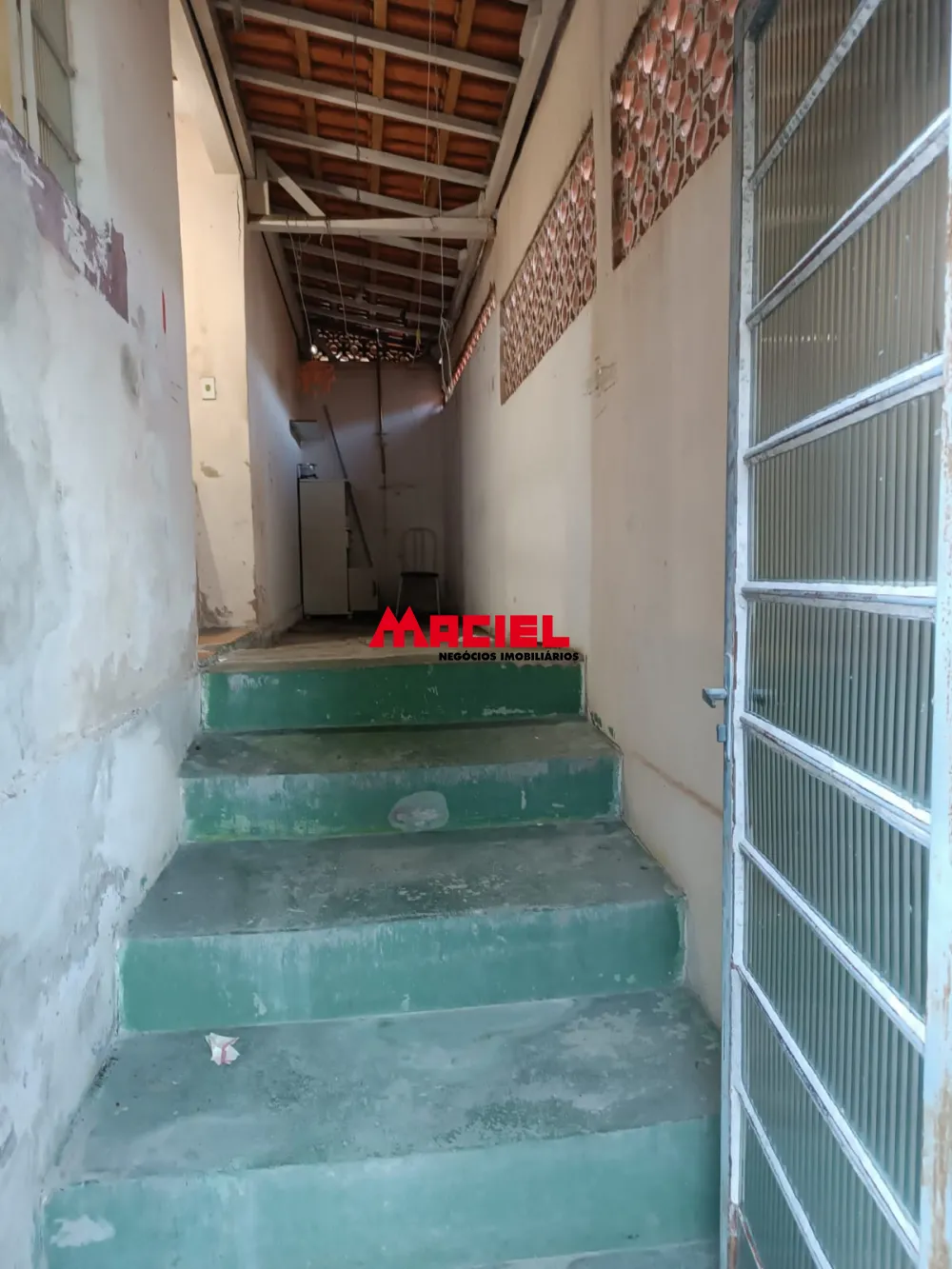 Alugar Casa / Padr&atilde;o em S&atilde;o Jos&eacute; dos Campos R$ 1.600,00 - Foto 14