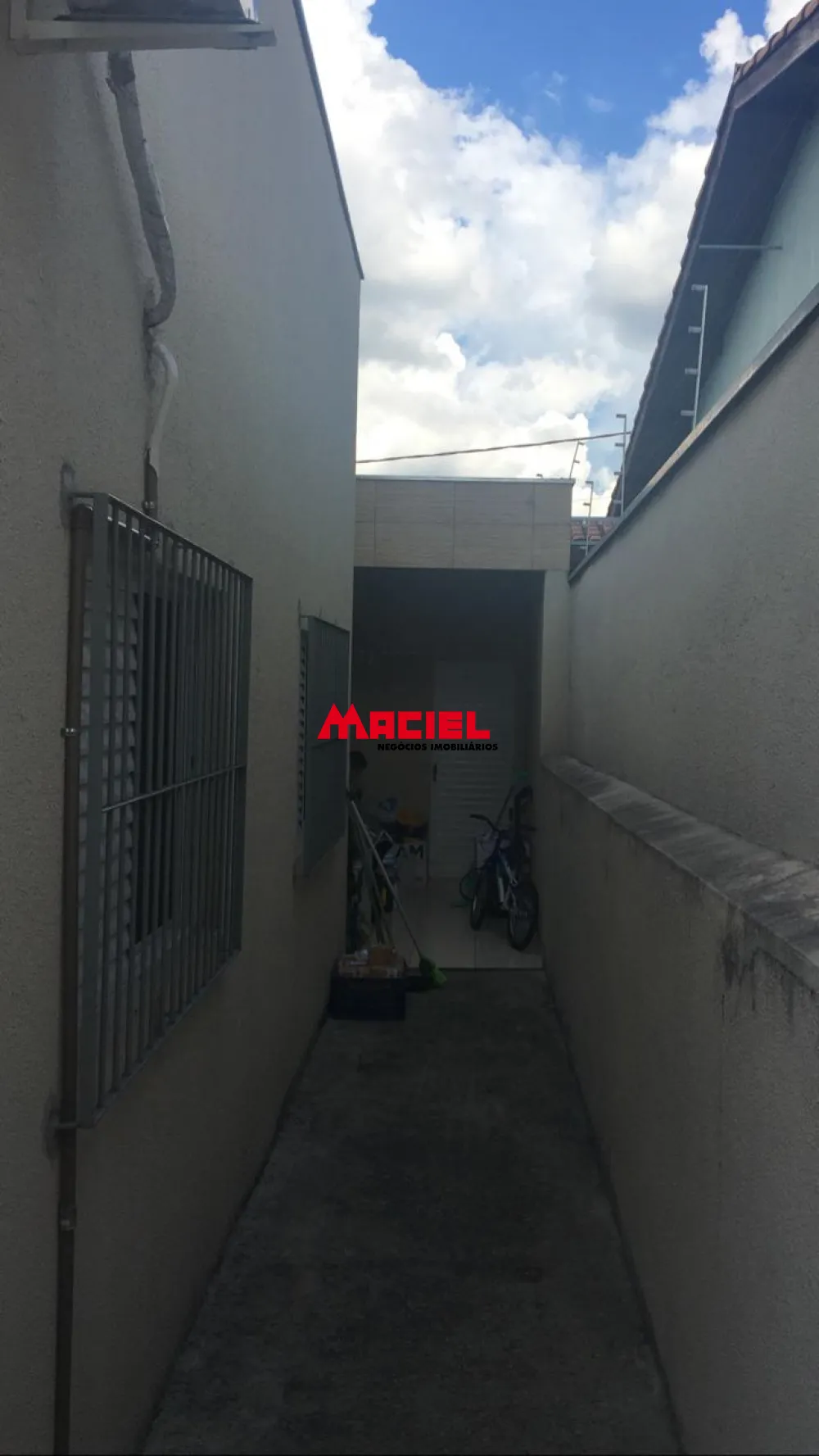 Comprar Casa / Padr&atilde;o em S&atilde;o Jos&eacute; dos Campos R$ 300.000,00 - Foto 16