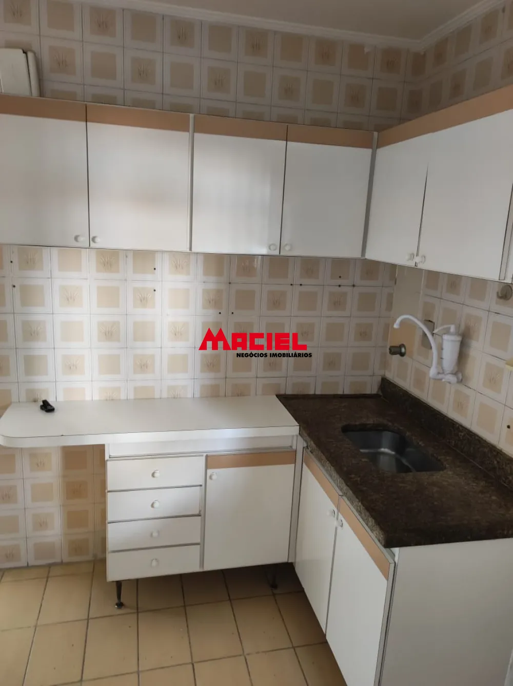 Alugar Apartamento / Padr&atilde;o em S&atilde;o Jos&eacute; dos Campos R$ 2.400,00 - Foto 11