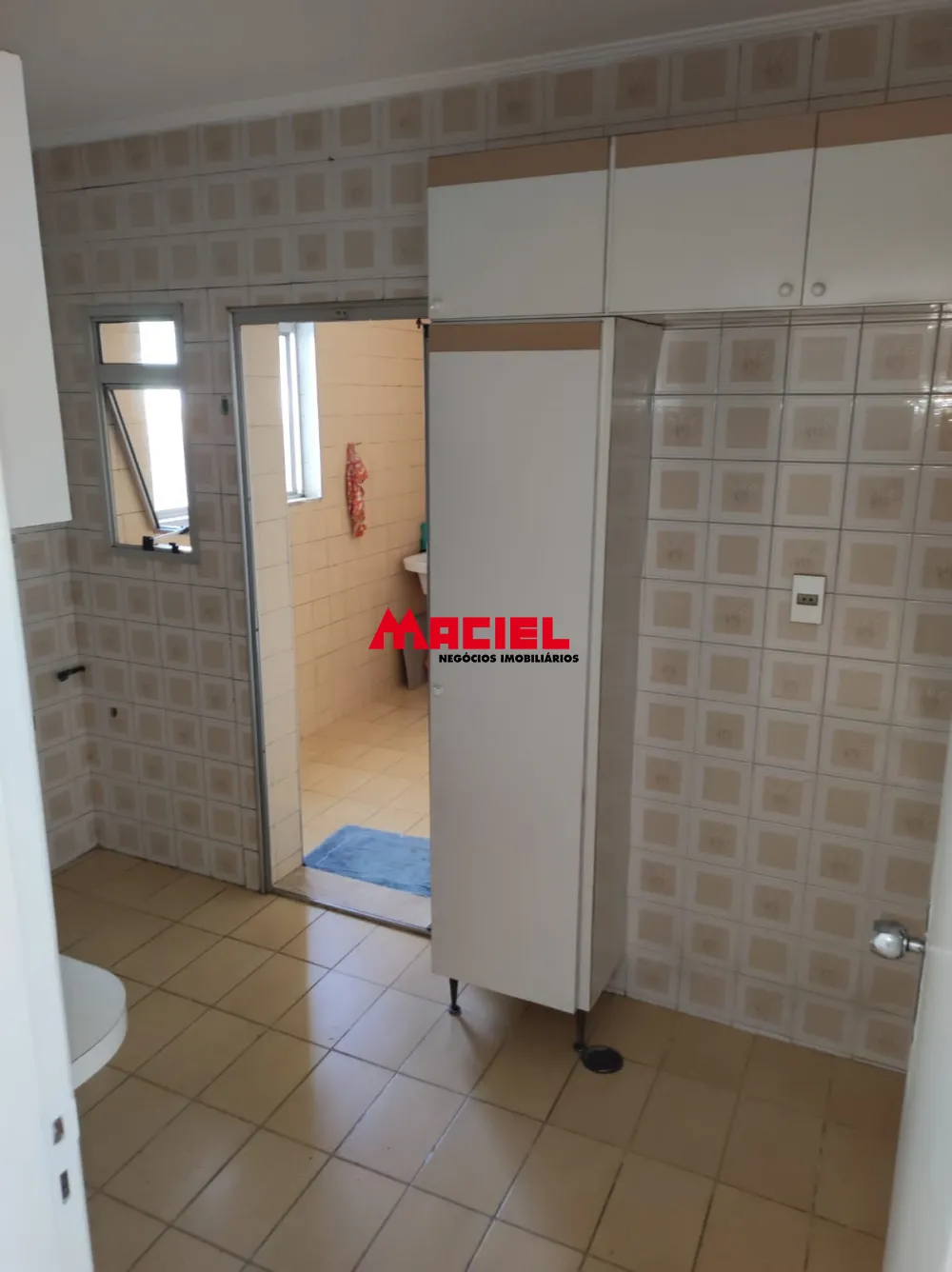 Alugar Apartamento / Padr&atilde;o em S&atilde;o Jos&eacute; dos Campos R$ 2.400,00 - Foto 6