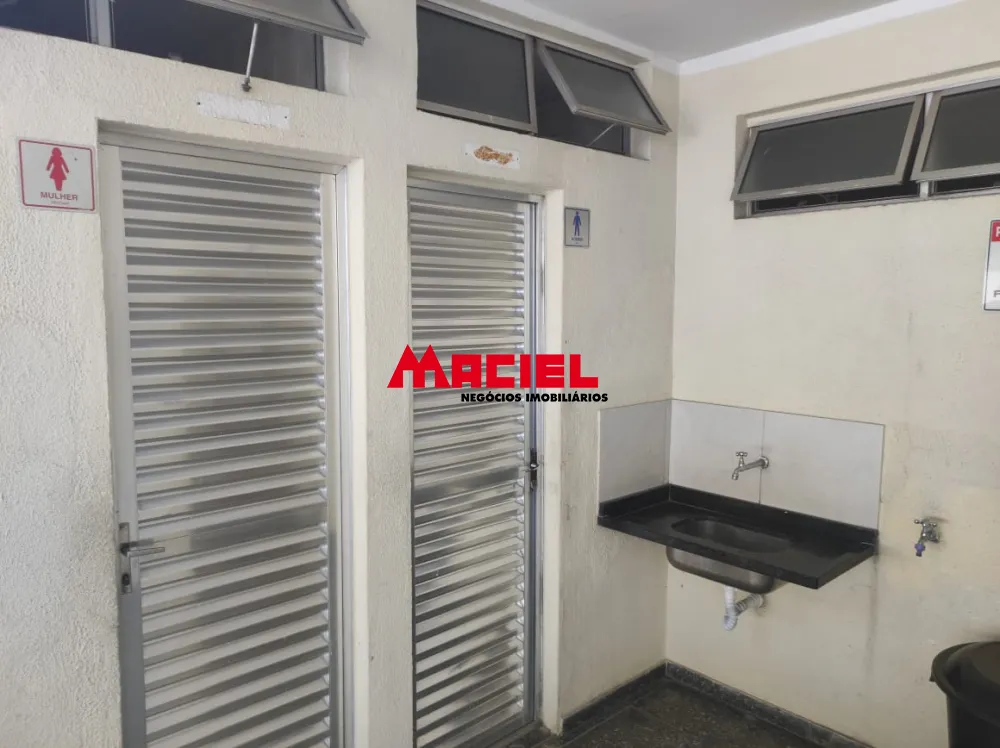 Alugar Apartamento / Padr&atilde;o em S&atilde;o Jos&eacute; dos Campos R$ 2.400,00 - Foto 18