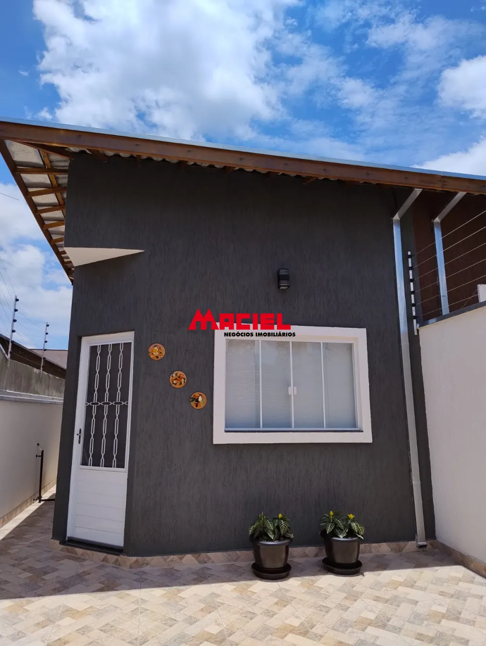 Comprar Casa / Padr&atilde;o em Taubat&eacute; R$ 320.000,00 - Foto 2