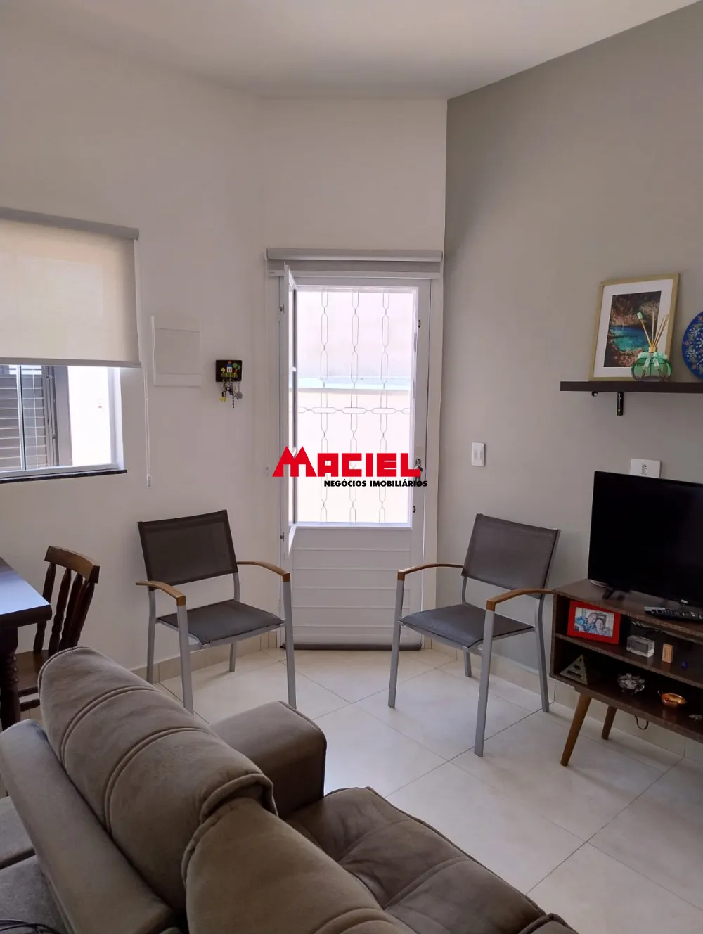 Comprar Casa / Padr&atilde;o em Taubat&eacute; R$ 320.000,00 - Foto 5