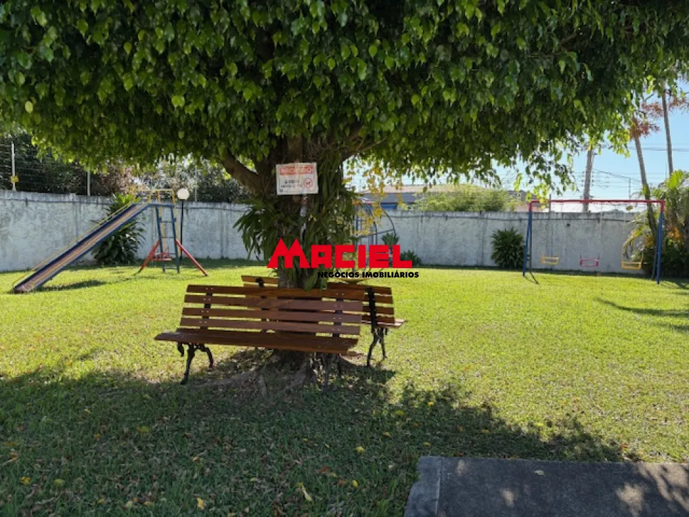 Alugar Casa / Condom&iacute;nio em S&atilde;o Jos&eacute; dos Campos R$ 2.800,00 - Foto 3