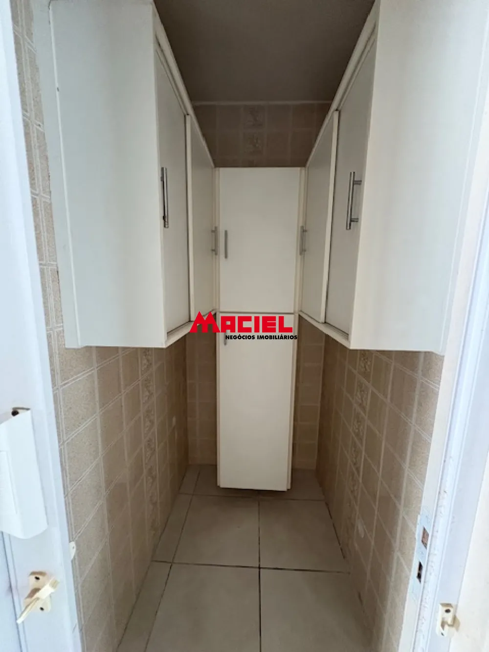Alugar Casa / Condom&iacute;nio em S&atilde;o Jos&eacute; dos Campos R$ 2.800,00 - Foto 18