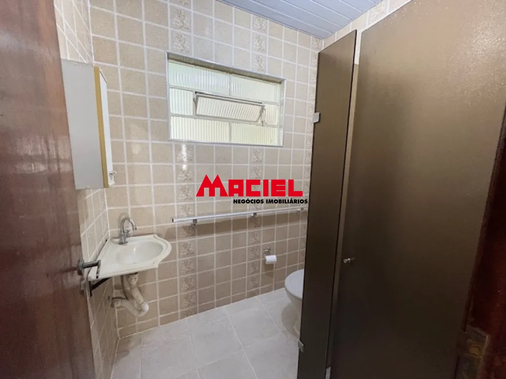 Alugar Casa / Condom&iacute;nio em S&atilde;o Jos&eacute; dos Campos R$ 2.800,00 - Foto 23