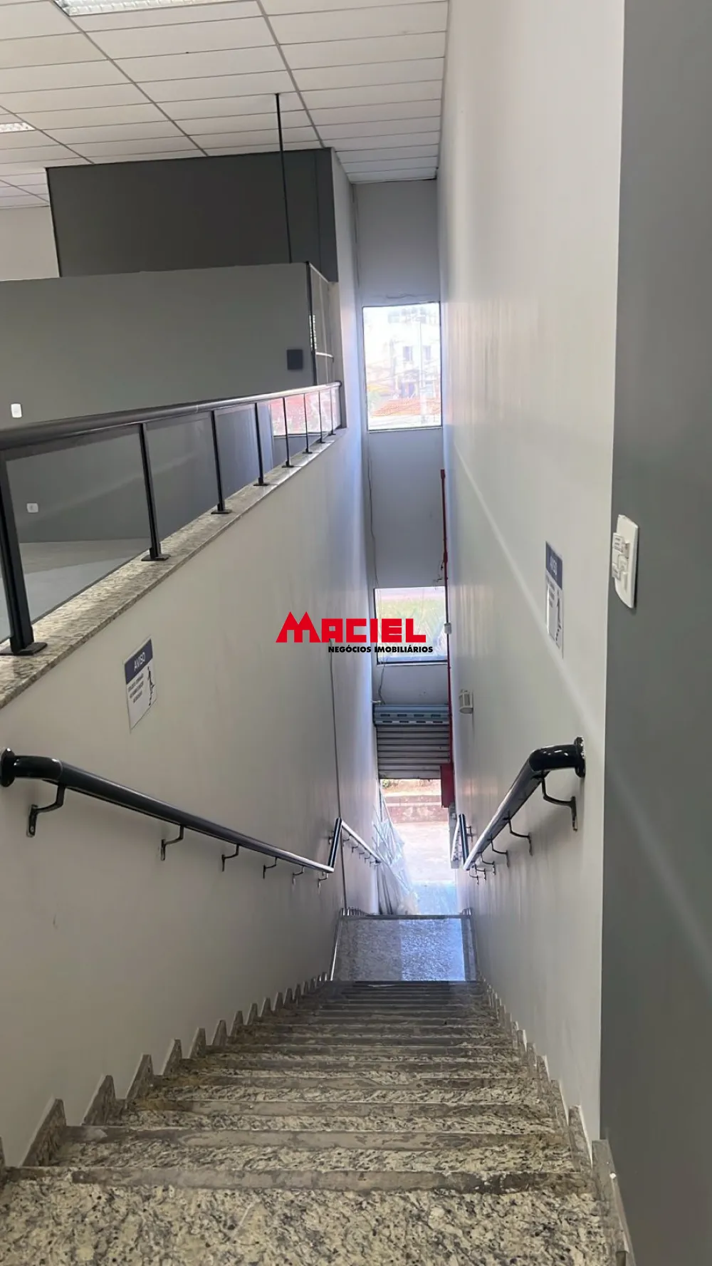 Alugar Comercial / Sal&atilde;o em S&atilde;o Jos&eacute; dos Campos R$ 5.900,00 - Foto 8