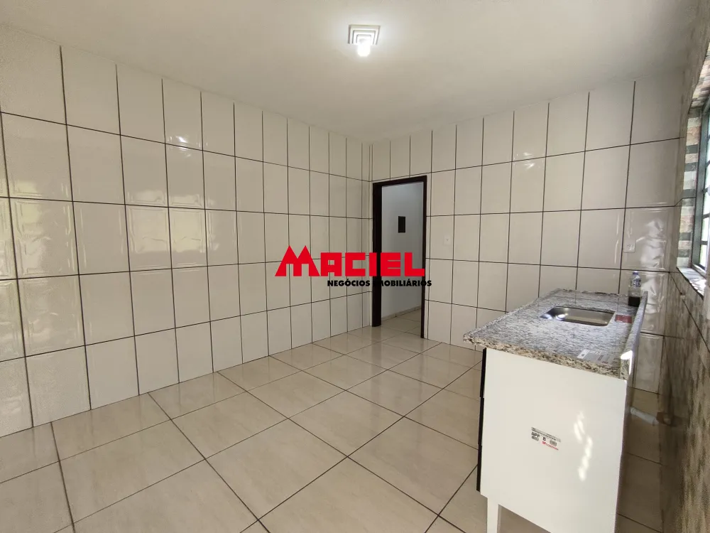 Comprar Casa / Padr&atilde;o em S&atilde;o Jos&eacute; dos Campos R$ 320.000,00 - Foto 3