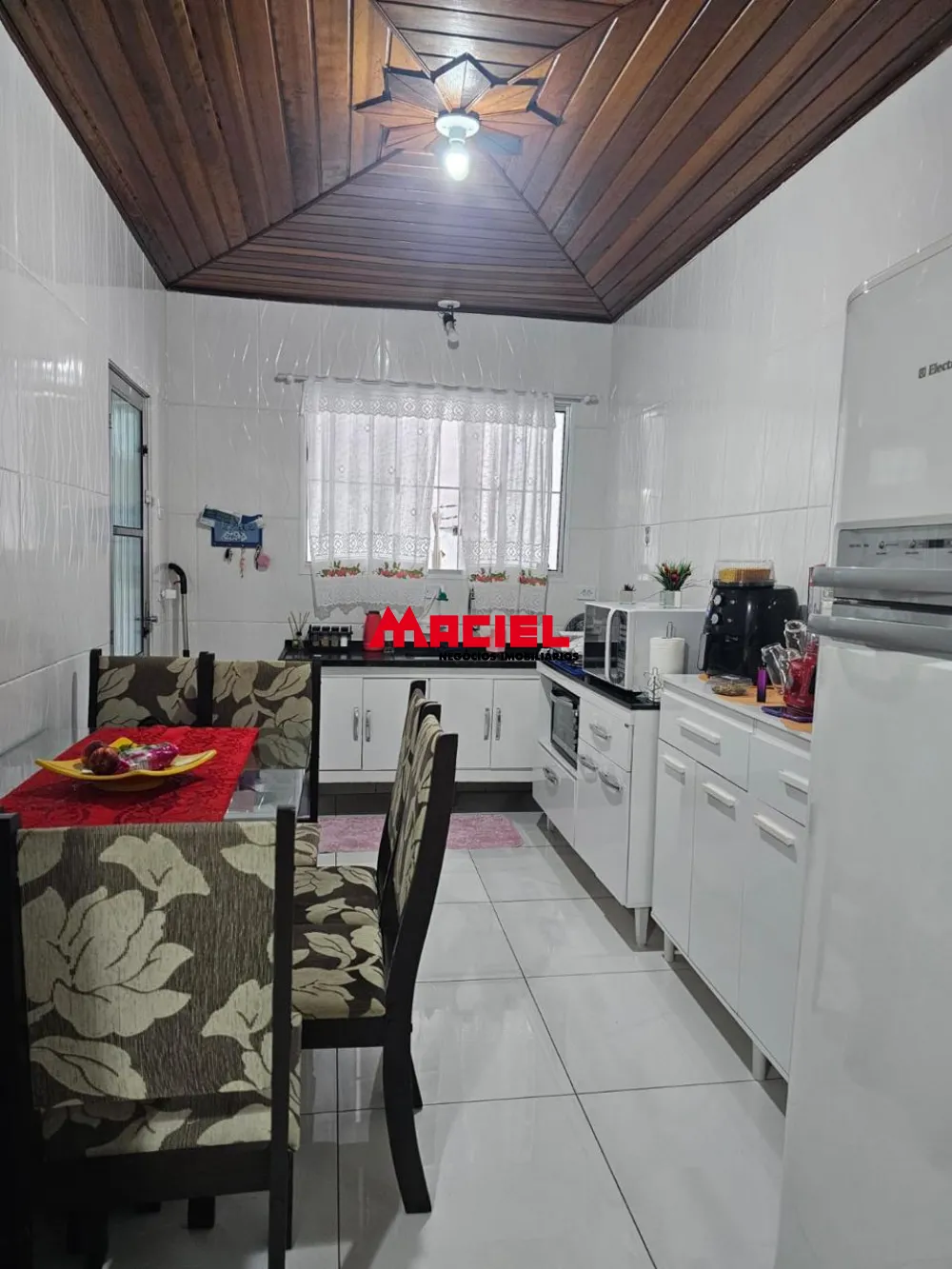 Comprar Casa / Padr&atilde;o em S&atilde;o Jos&eacute; dos Campos R$ 650.000,00 - Foto 18
