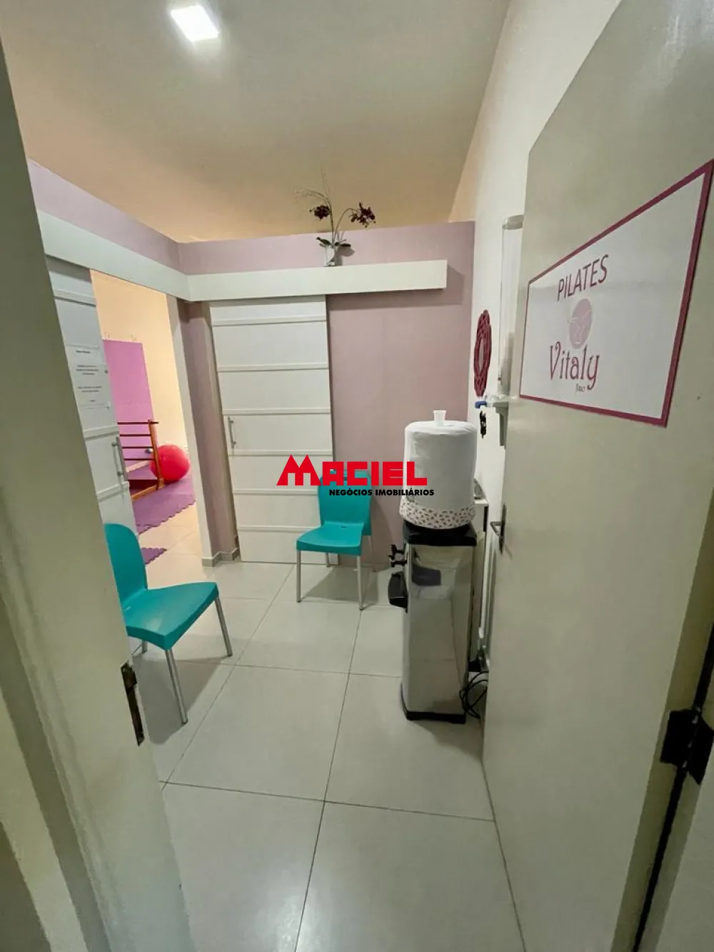 Comprar Comercial / Sala em S&atilde;o Jos&eacute; dos Campos R$ 295.000,00 - Foto 1