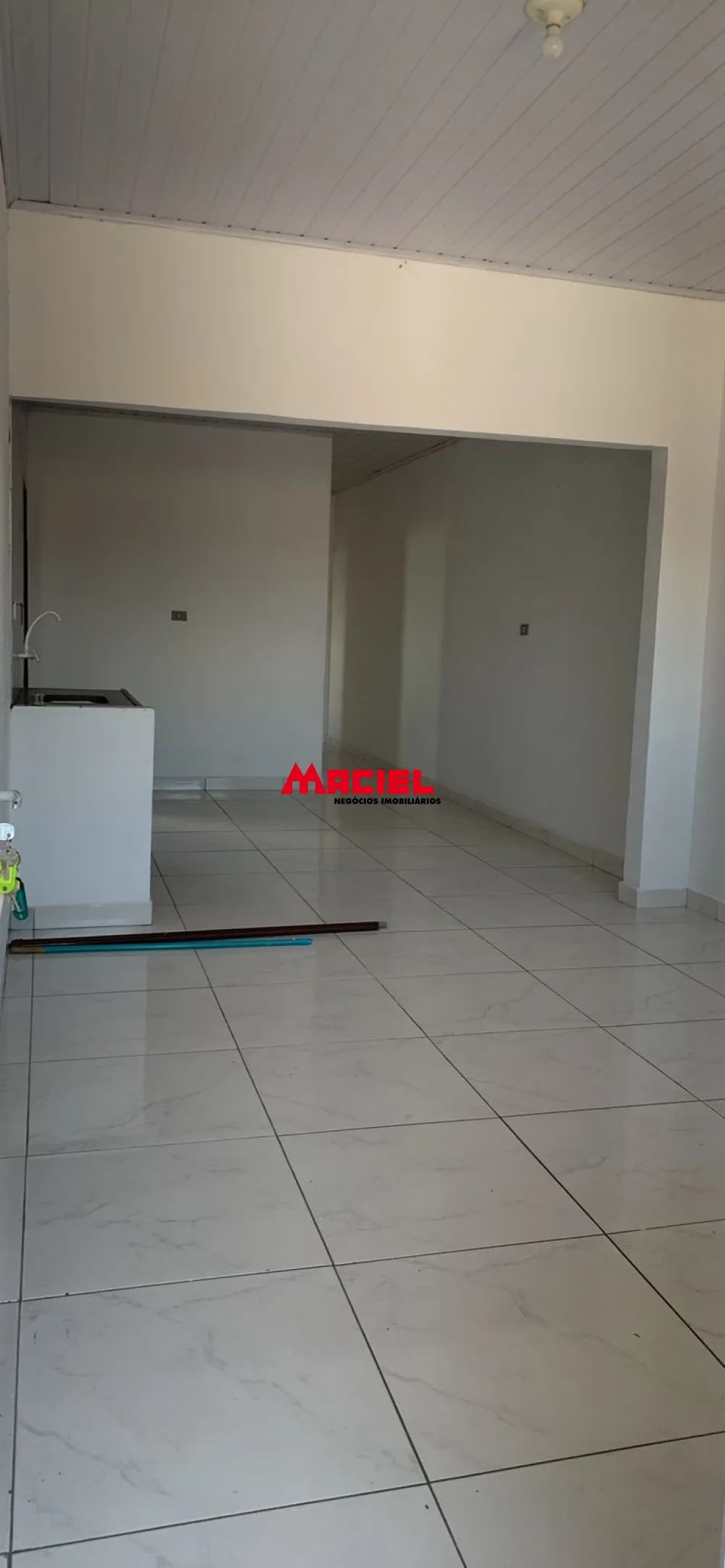 Comprar Casa / Sobrado em S&atilde;o Jos&eacute; dos Campos R$ 320.000,00 - Foto 2