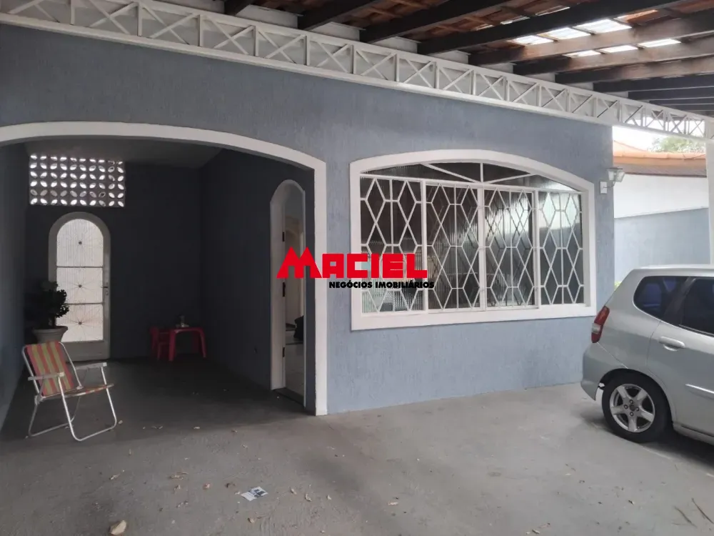 Alugar Casa / Padr&atilde;o em S&atilde;o Jos&eacute; dos Campos R$ 3.300,00 - Foto 1