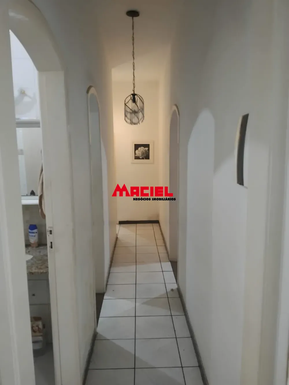 Alugar Casa / Padr&atilde;o em S&atilde;o Jos&eacute; dos Campos R$ 3.300,00 - Foto 3