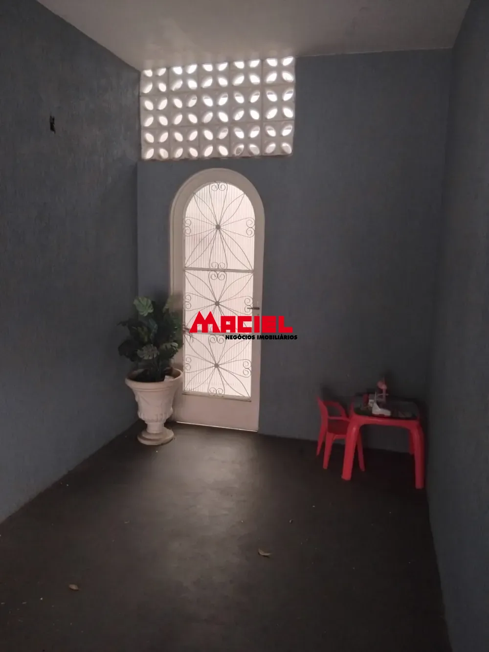Alugar Casa / Padr&atilde;o em S&atilde;o Jos&eacute; dos Campos R$ 3.300,00 - Foto 4