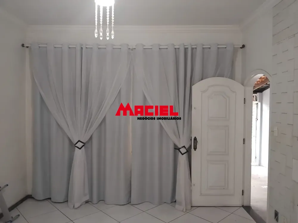 Alugar Casa / Padr&atilde;o em S&atilde;o Jos&eacute; dos Campos R$ 3.300,00 - Foto 12