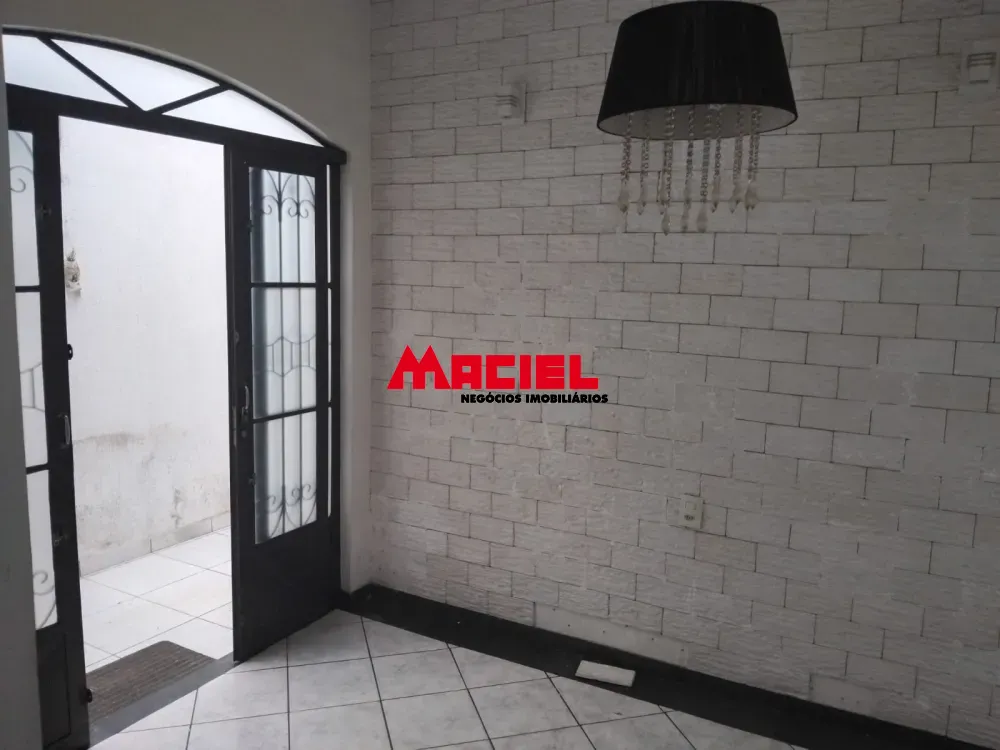 Alugar Casa / Padr&atilde;o em S&atilde;o Jos&eacute; dos Campos R$ 3.300,00 - Foto 13