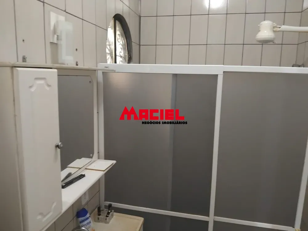 Alugar Casa / Padr&atilde;o em S&atilde;o Jos&eacute; dos Campos R$ 3.300,00 - Foto 17