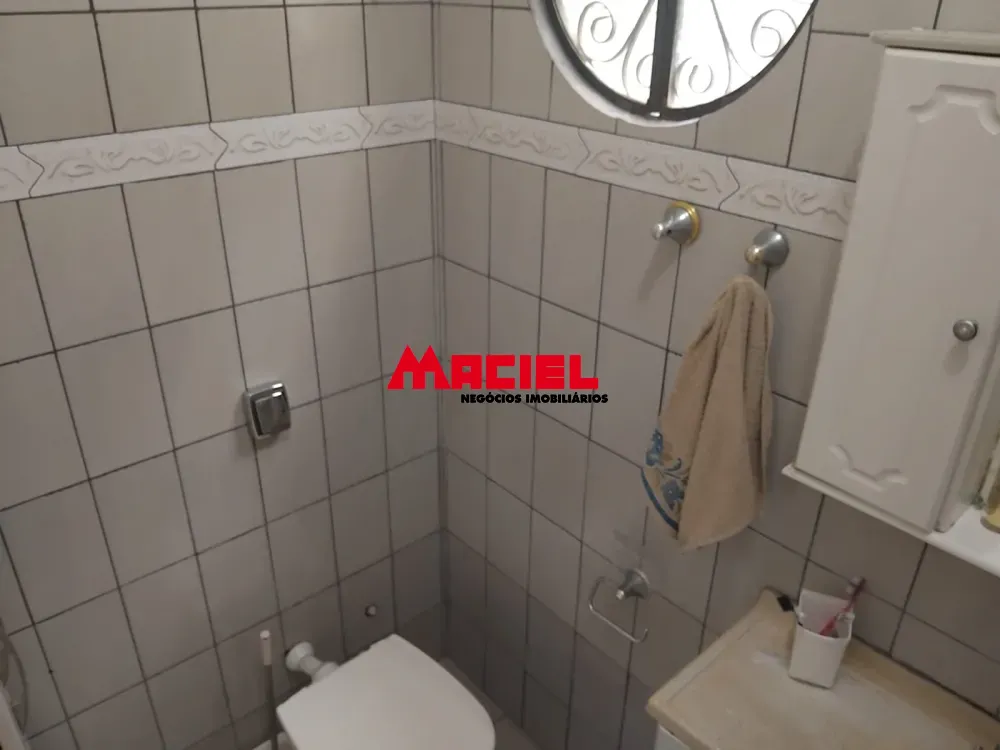 Alugar Casa / Padr&atilde;o em S&atilde;o Jos&eacute; dos Campos R$ 3.300,00 - Foto 19