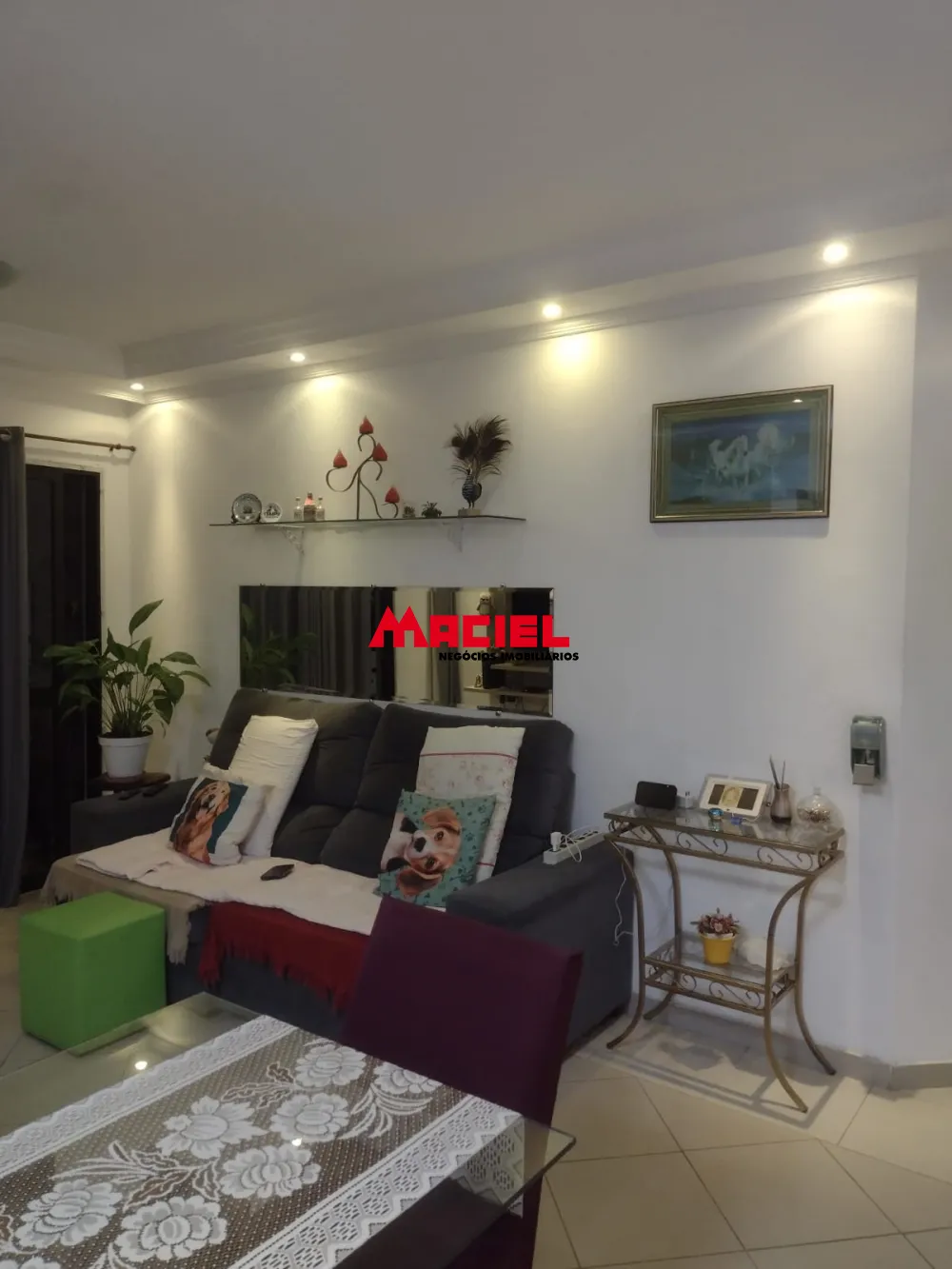 Comprar Apartamento / Padr&atilde;o em S&atilde;o Jos&eacute; dos Campos R$ 402.000,00 - Foto 1