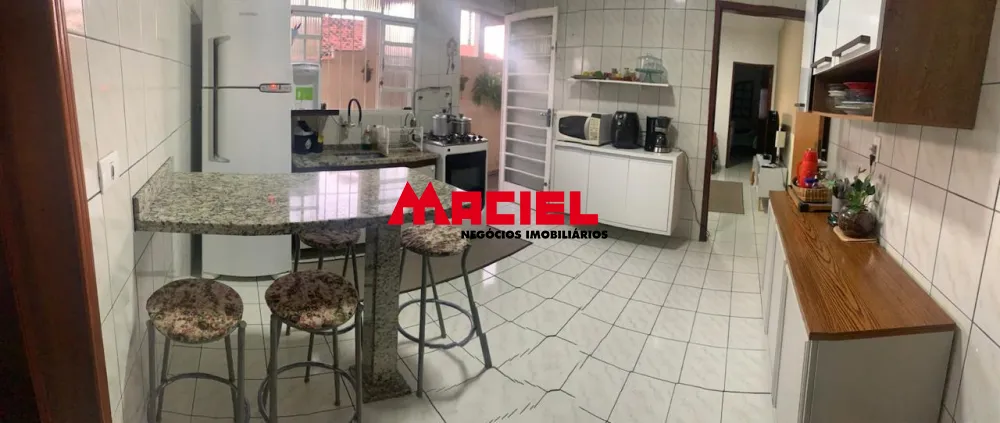 Comprar Casa / Padr&atilde;o em S&atilde;o Jos&eacute; dos Campos R$ 670.000,00 - Foto 2