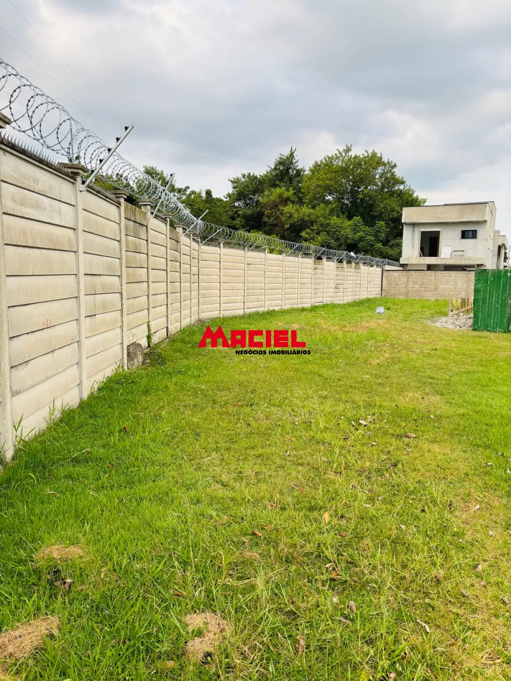 Comprar Terreno / Condom&iacute;nio em Jacare&iacute; R$ 310.000,00 - Foto 1
