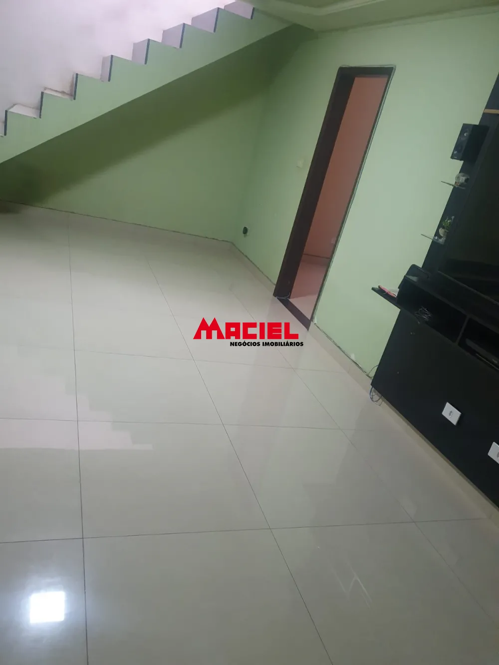 Comprar Casa / Sobrado em Jacare&iacute; R$ 1.000.000,00 - Foto 4