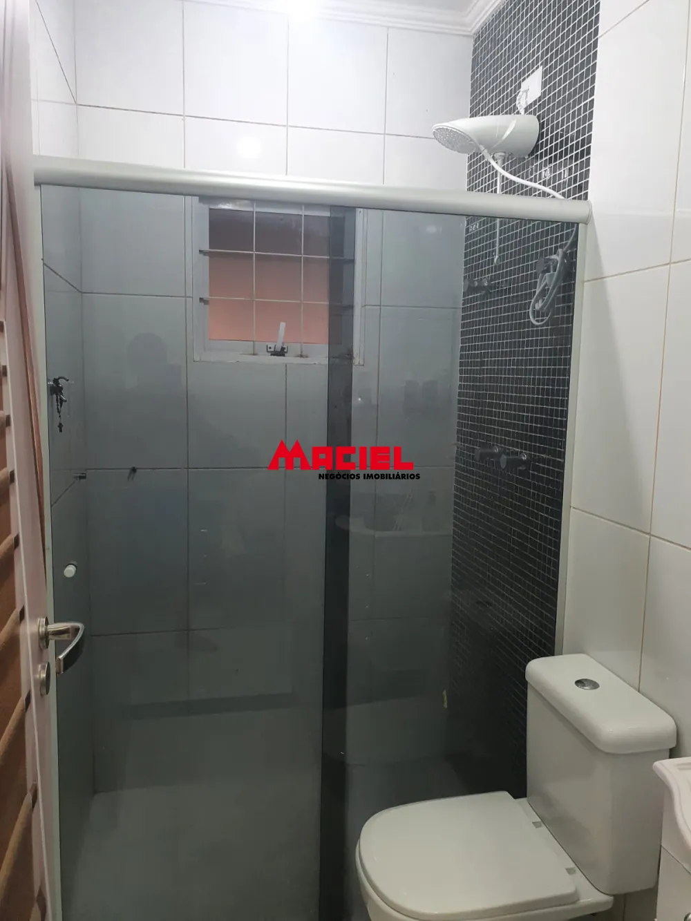Comprar Casa / Sobrado em Jacare&iacute; R$ 1.000.000,00 - Foto 5