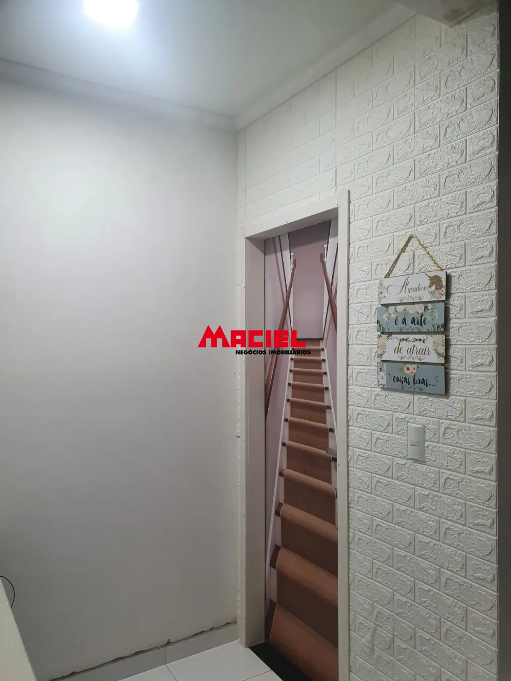 Comprar Casa / Sobrado em Jacare&iacute; R$ 1.000.000,00 - Foto 8