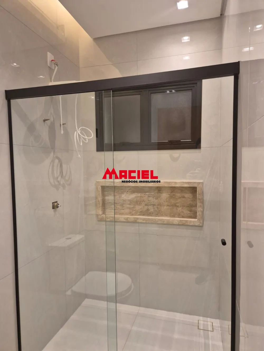 Comprar Casa / Condom&iacute;nio em Ca&ccedil;apava R$ 1.050.000,00 - Foto 17