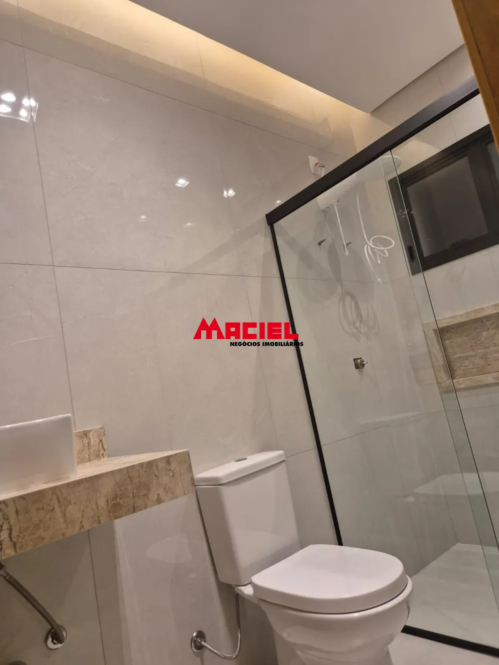 Comprar Casa / Condom&iacute;nio em Ca&ccedil;apava R$ 1.050.000,00 - Foto 18