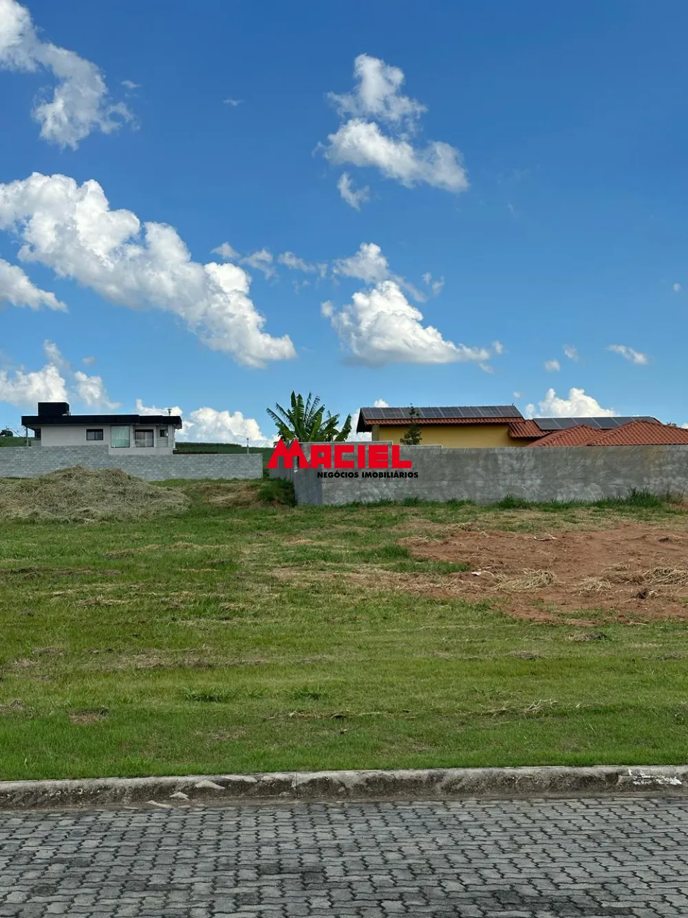 Comprar Terreno / Condom&iacute;nio em Ca&ccedil;apava R$ 425.000,00 - Foto 3