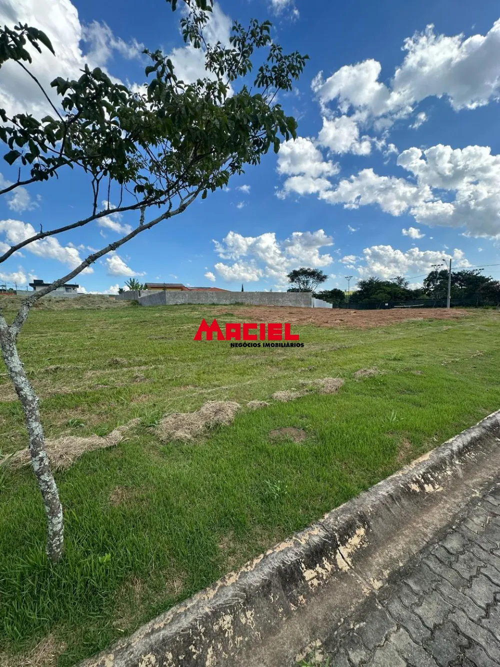Comprar Terreno / Condom&iacute;nio em Ca&ccedil;apava R$ 425.000,00 - Foto 7