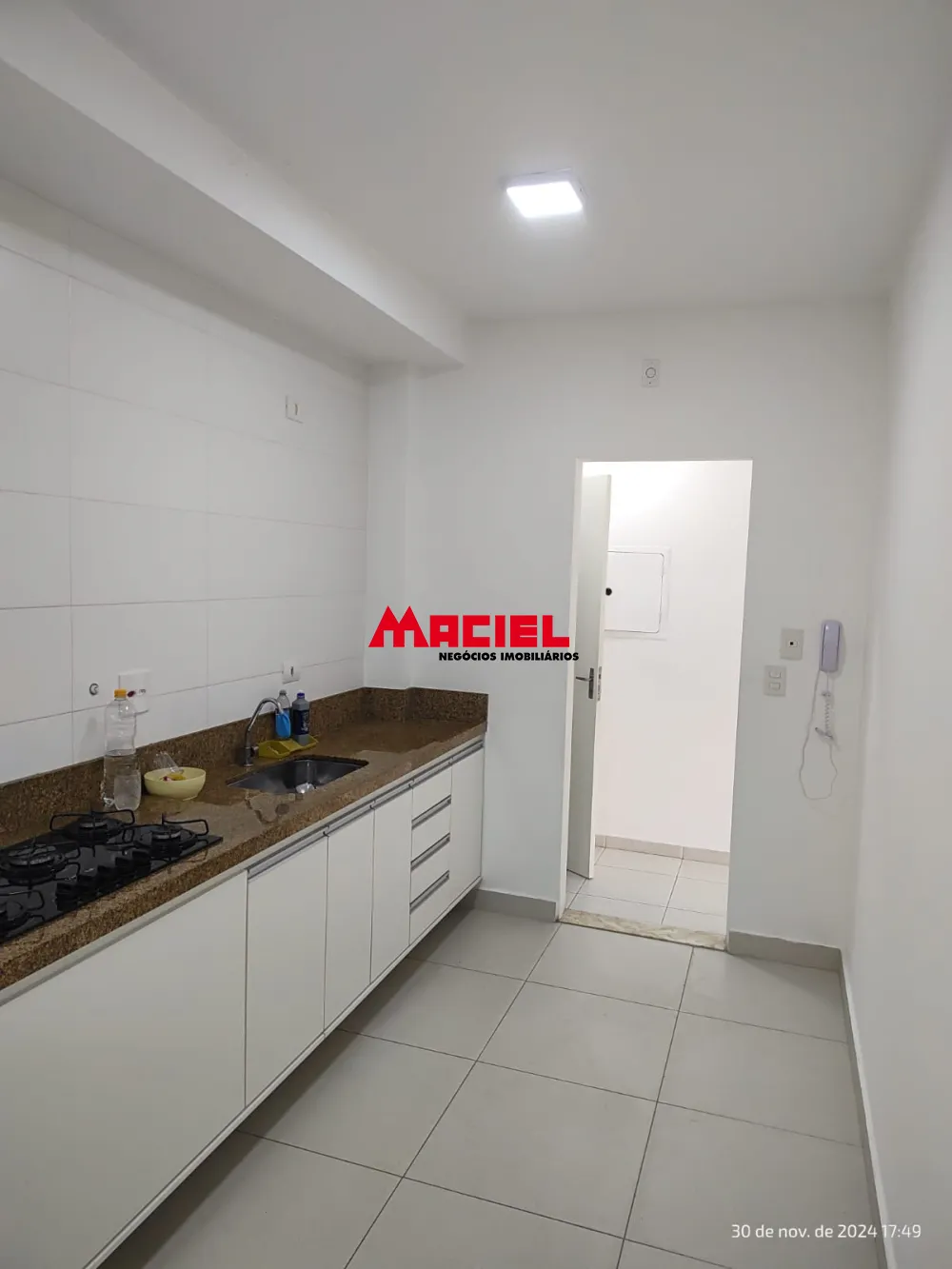 Alugar Apartamento / Padr&atilde;o em Jacare&iacute; R$ 2.500,00 - Foto 8