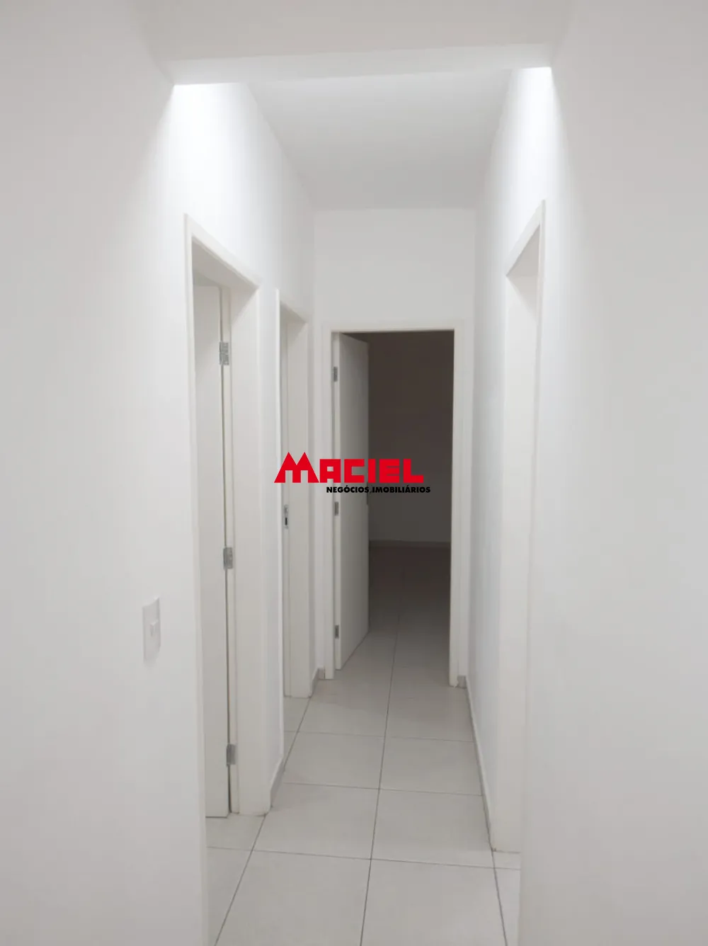 Alugar Apartamento / Padr&atilde;o em Jacare&iacute; R$ 2.500,00 - Foto 16