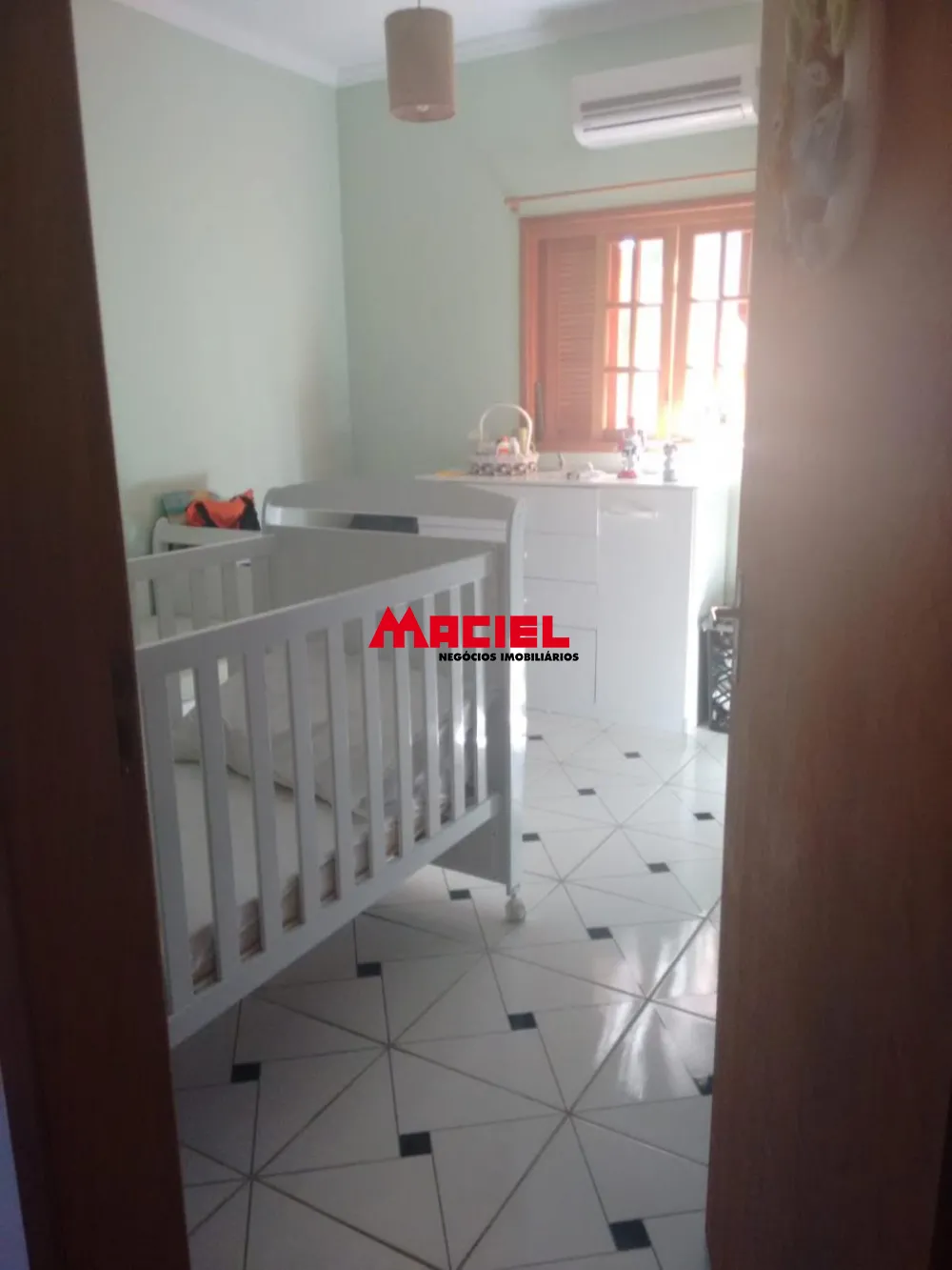Comprar Casa / Padr&atilde;o em Jacare&iacute; R$ 426.000,00 - Foto 4