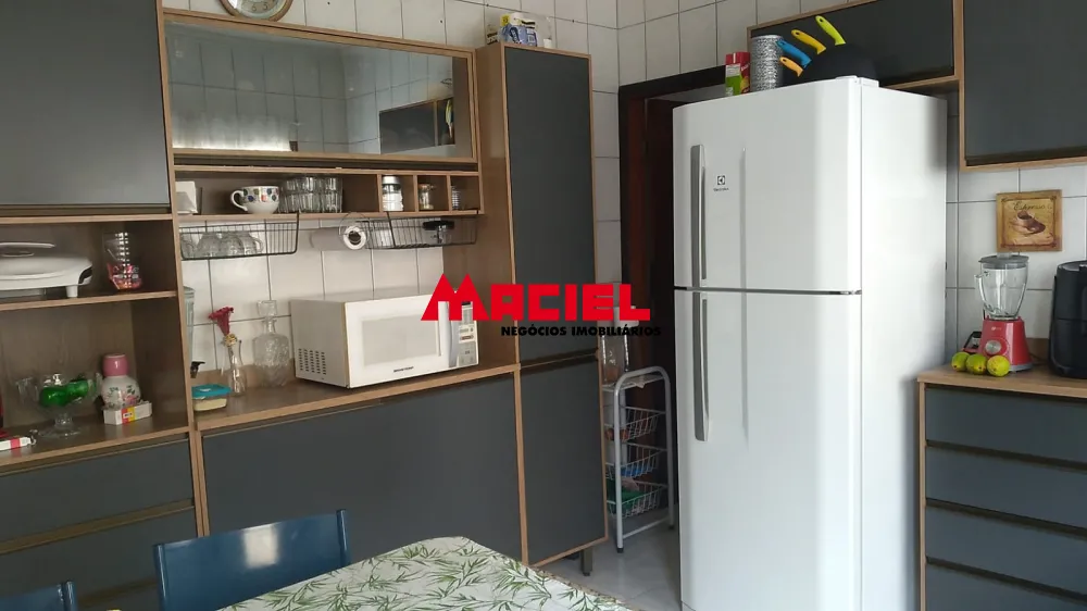 Comprar Casa / Padr&atilde;o em S&atilde;o Jos&eacute; dos Campos R$ 640.000,00 - Foto 2