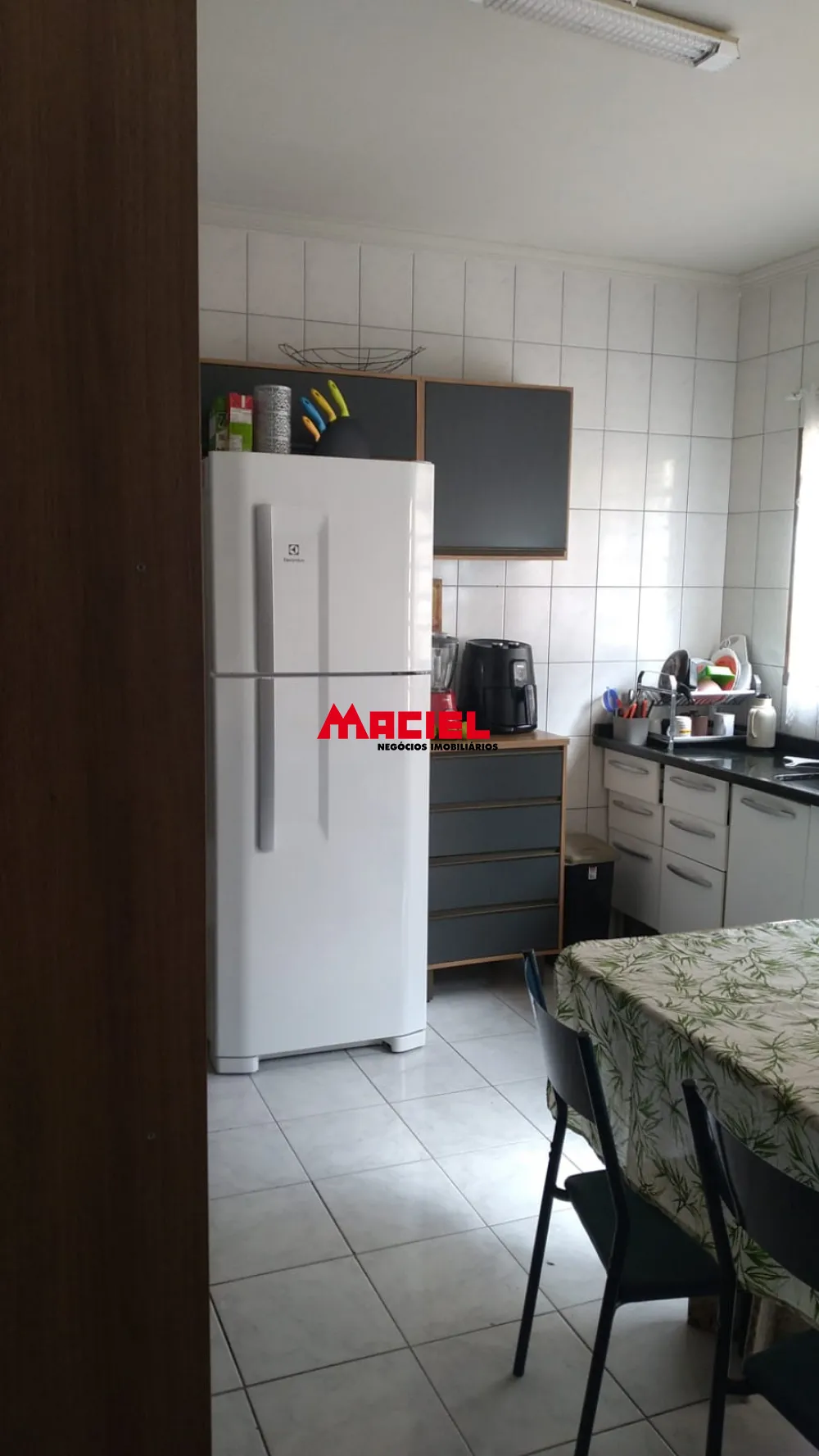 Comprar Casa / Padr&atilde;o em S&atilde;o Jos&eacute; dos Campos R$ 640.000,00 - Foto 3