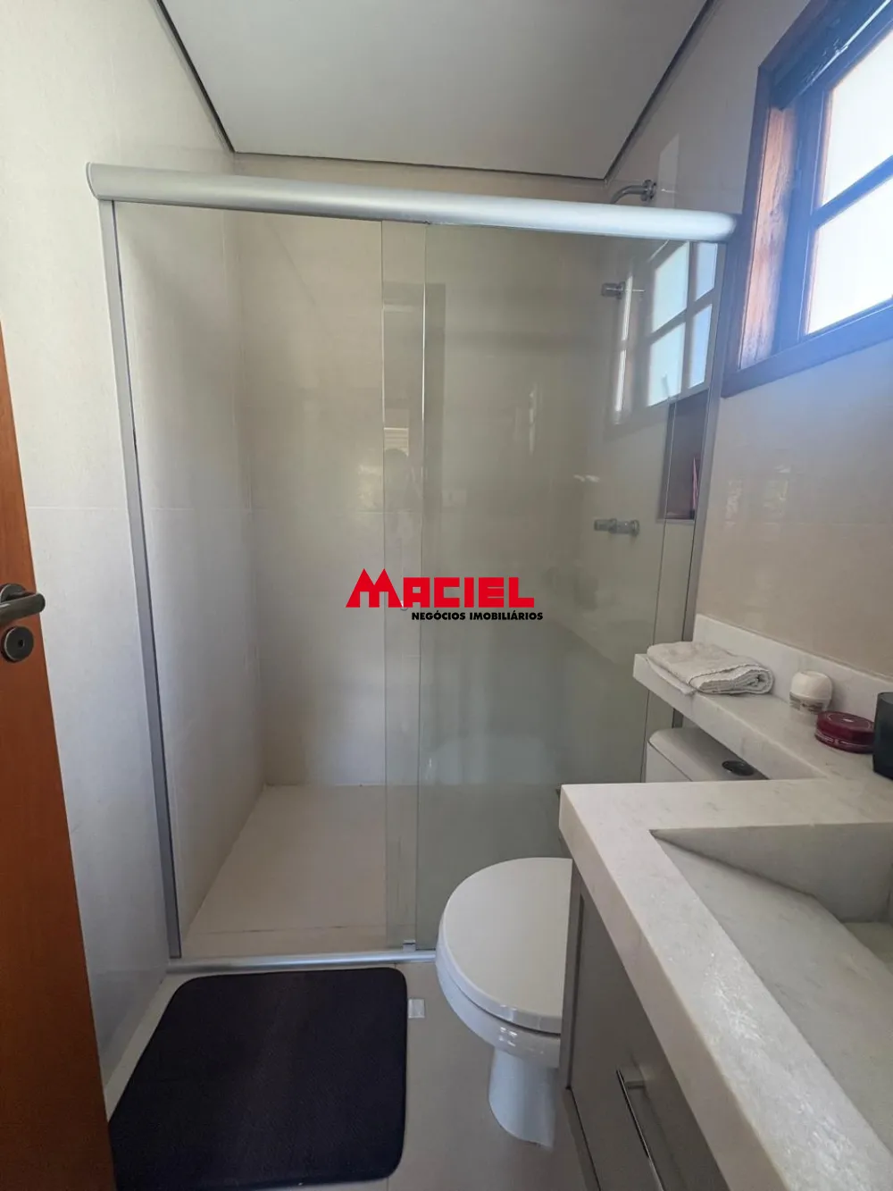 Alugar Casa / Condom&iacute;nio em S&atilde;o Jos&eacute; dos Campos R$ 15.900,00 - Foto 25