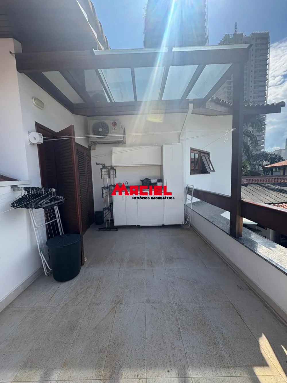 Alugar Casa / Condom&iacute;nio em S&atilde;o Jos&eacute; dos Campos R$ 15.900,00 - Foto 35