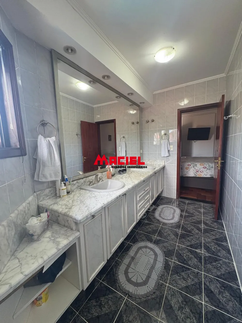 Alugar Casa / Condom&iacute;nio em S&atilde;o Jos&eacute; dos Campos R$ 15.900,00 - Foto 37