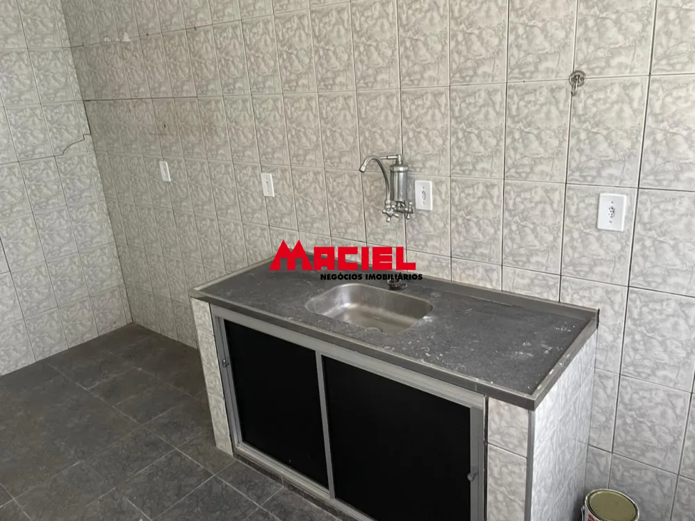 Alugar Comercial / Pr&eacute;dio em Guaratinguet&aacute; R$ 9.000,00 - Foto 6