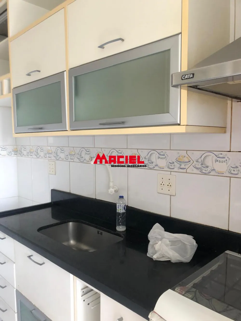 Alugar Apartamento / Padr&atilde;o em S&atilde;o Jos&eacute; dos Campos R$ 2.350,00 - Foto 3