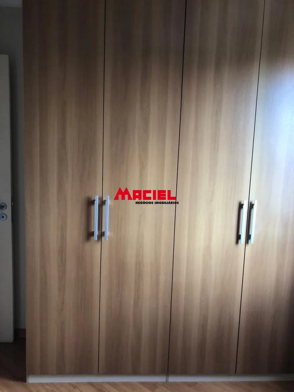 Alugar Apartamento / Padr&atilde;o em S&atilde;o Jos&eacute; dos Campos R$ 2.350,00 - Foto 9