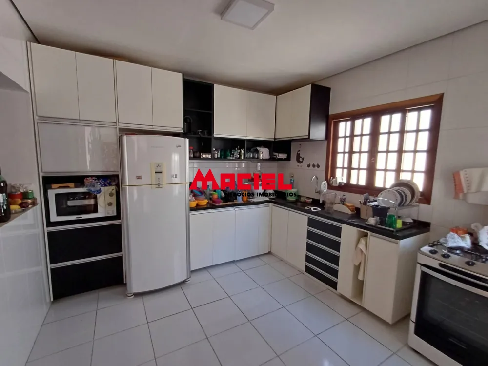 Comprar Casa / Padr&atilde;o em S&atilde;o Jos&eacute; dos Campos R$ 980.000,00 - Foto 7