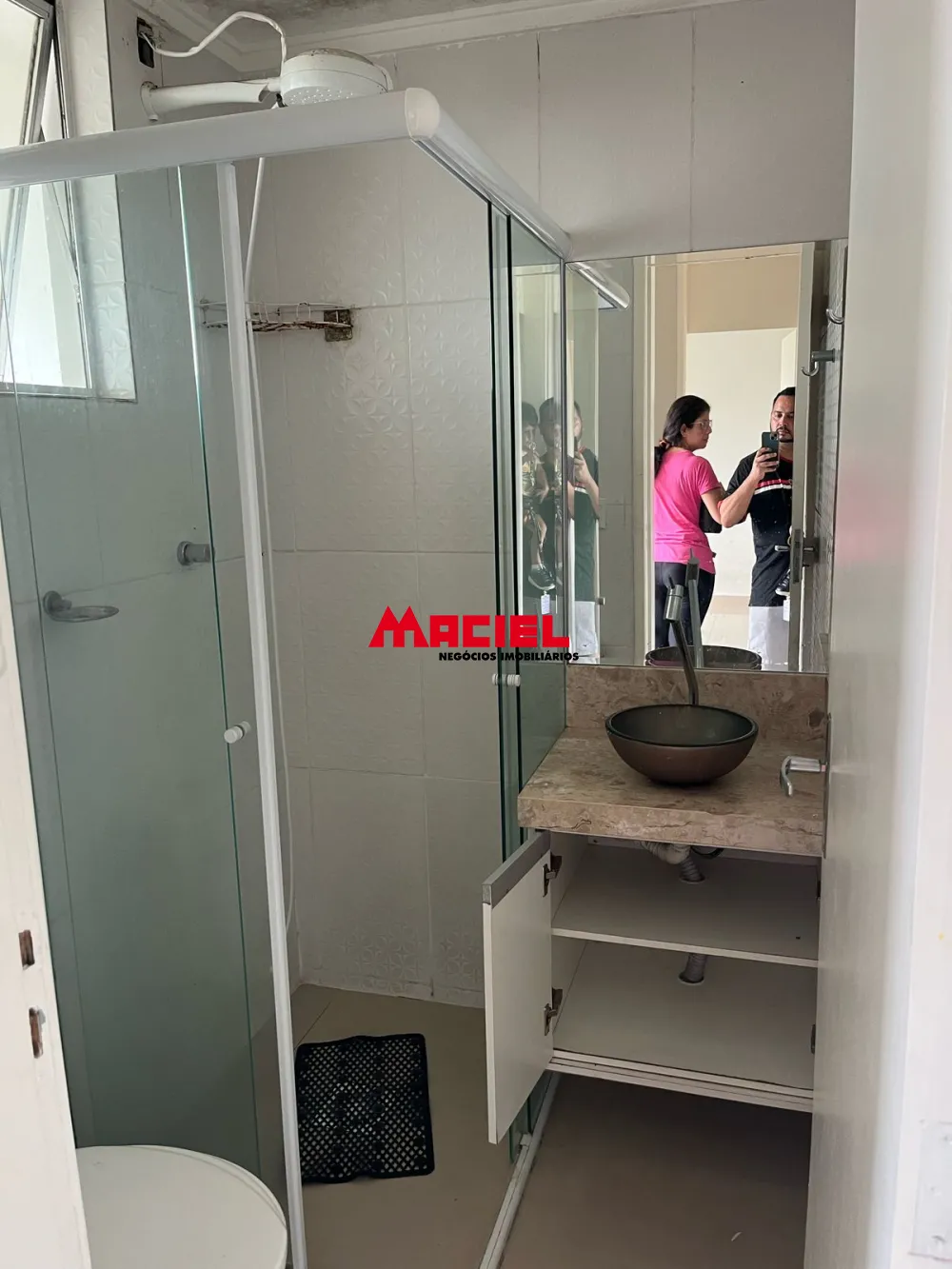 Alugar Apartamento / Padr&atilde;o em S&atilde;o Jos&eacute; dos Campos R$ 2.000,00 - Foto 8