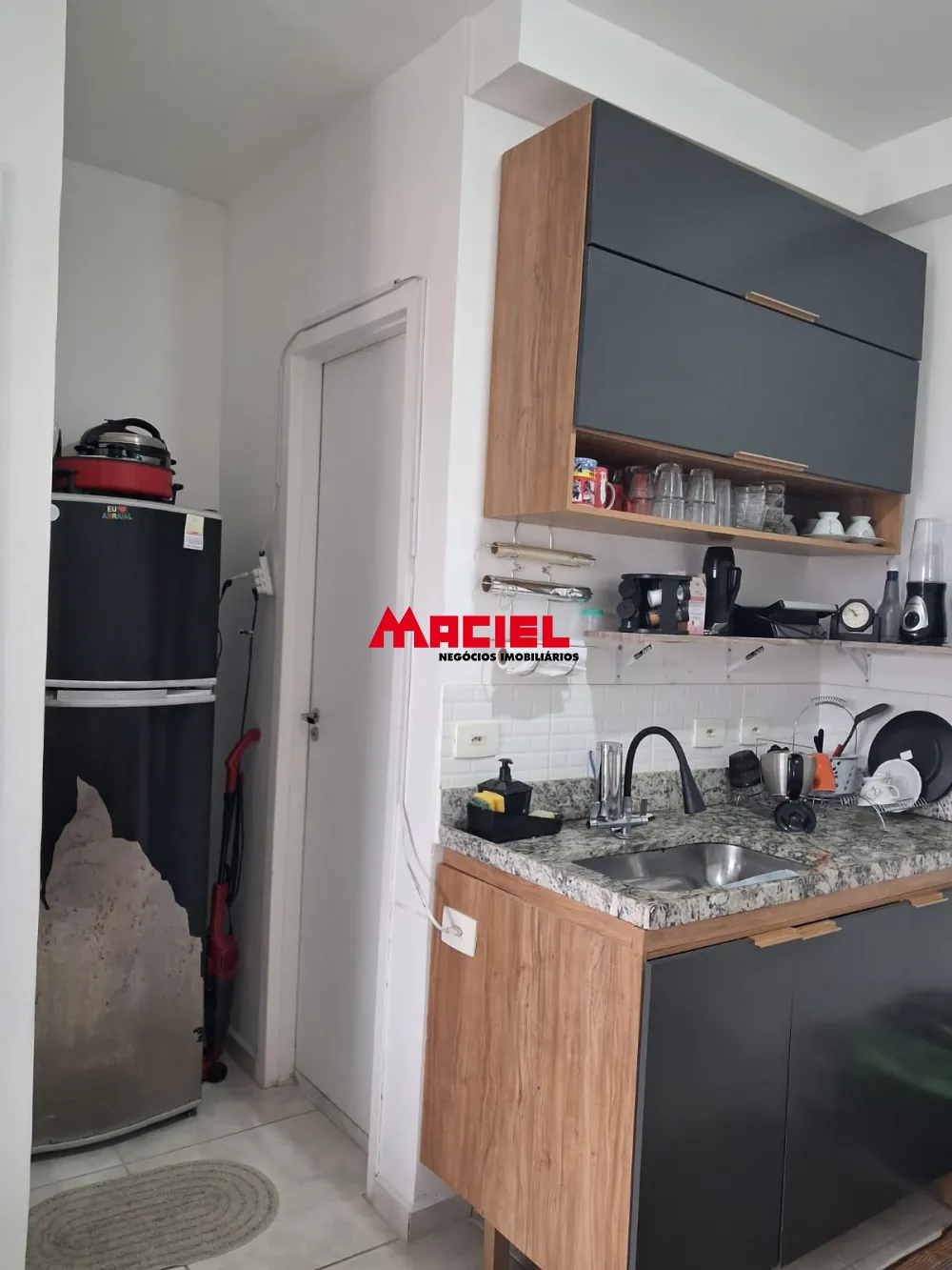 Alugar Apartamento / Padr&atilde;o em S&atilde;o Jos&eacute; dos Campos R$ 1.900,00 - Foto 10